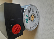 Насос циркуляционный Wilo в сборе для котлов Viessmann Vitopend 100 A1JB A1HB артикул 7856848